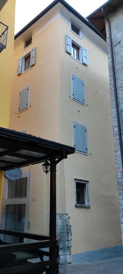 Apartamento Casa Francesca Riva del Garda Exterior foto